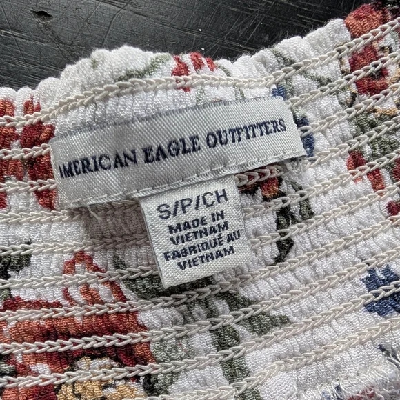 American Eagle White Floral Print Flowy Ruffle Micro Shorts Sz Small Boho Beachy - Picture 2 of 7